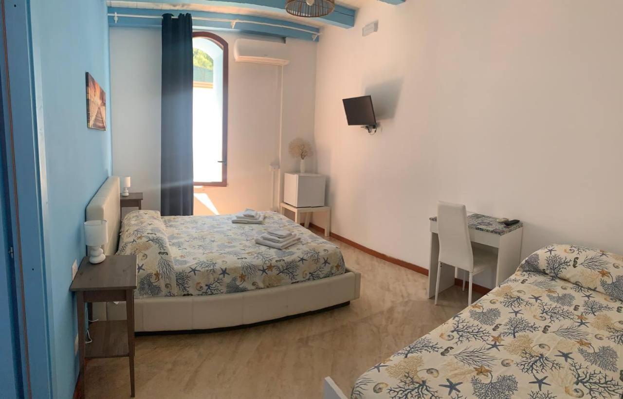 צ'פאלו Borgomarino'S Room מראה חיצוני תמונה