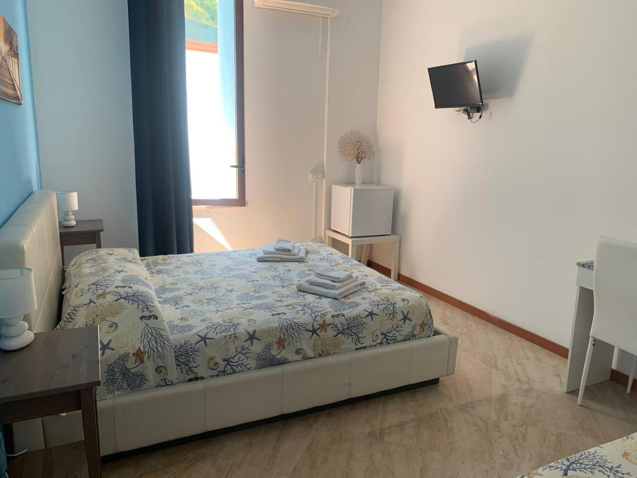 צ'פאלו Borgomarino'S Room מראה חיצוני תמונה